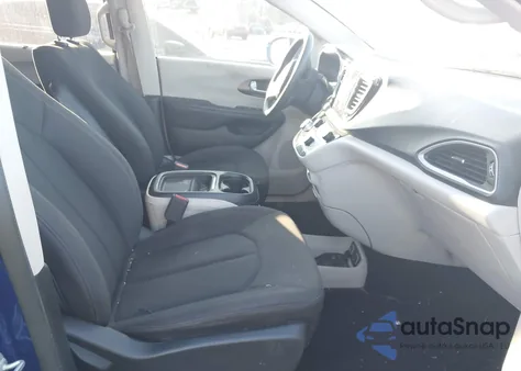 2018 Chrysler Pacifica Touring Plus z USA, uszkodzony, nr VIN 2C4RC1FG2JR227982